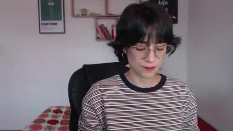 susana_w online show from 01-24-25, 09:37