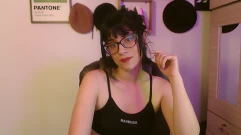 susana_w online show from 09-18-25, 10:12