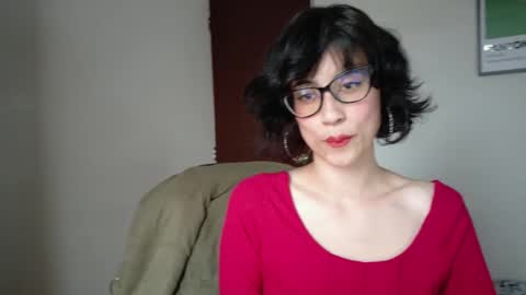 Snapshot of susana_w chatting on 02-16-26, 09:33 susana_w online show from 02-16-26, 09:33