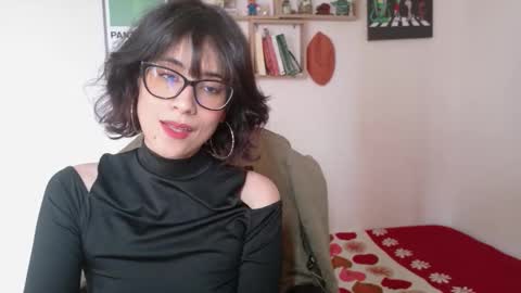 Snapshot of susana_w chatting on 03-27-26, 05:34 susana_w online show from 03-27-26, 05:34