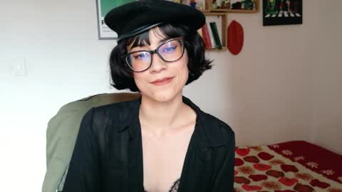 Snapshot of susana_w chatting on 04-17-26, 06:33 susana_w online show from 04-17-26, 06:33