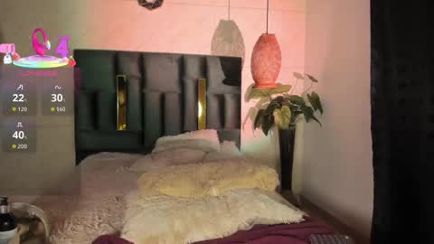 Susana W online show from 01-16-26, 04:16