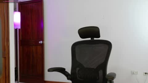 Snapshot of susanaduncann chatting on 04-10-26, 02:44 Susana online show from 04-10-26, 02:44
