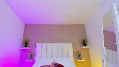 susanahenao online show from 01-27-25, 10:27