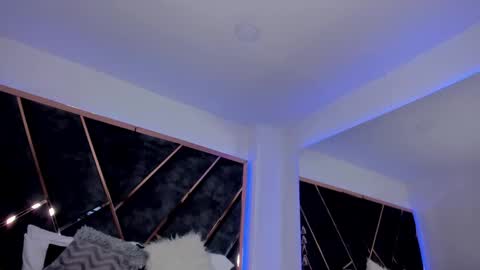 susanahenao online show from 03-05-25, 08:32