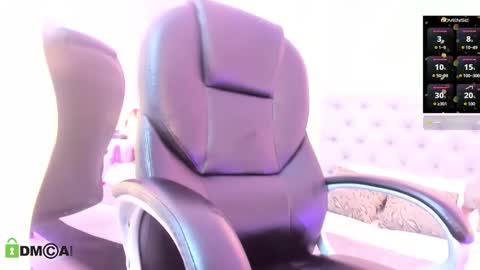 susana smith online show from 10-25-25, 06:35