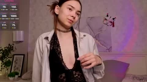susannahtrojahn online show from 05-06-26, 03:17