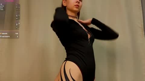 susannahtrojahn online show from 05-11-26, 03:40