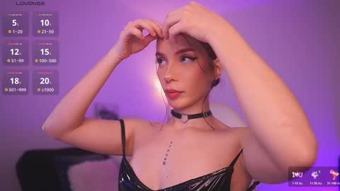  Sus Moore  online show from 03-08-26, 02:04