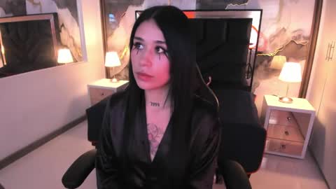 susanvilla online show from 06-01-26, 07:37