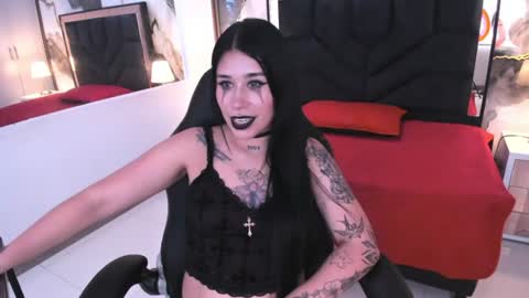susanvilla online show from 06-10-26, 07:57