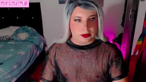 Snapshot of susej_exotic69 chatting on 02-25-25, 03:52 ale online show from 02-25-25, 03:52