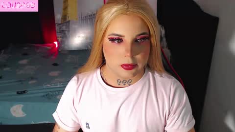 Snapshot of susej_exotic69 chatting on 10-13-25, 11:16 ale online show from 10-13-25, 11:16