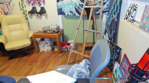   online show from 11-03-25, 01:19