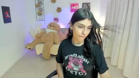 susi_doll1 online show from 06-23-26, 02:26