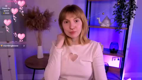 Snapshot of susie_miu chatting on 04-30-26, 09:52 SUSIE 3 online show from 04-30-26, 09:52