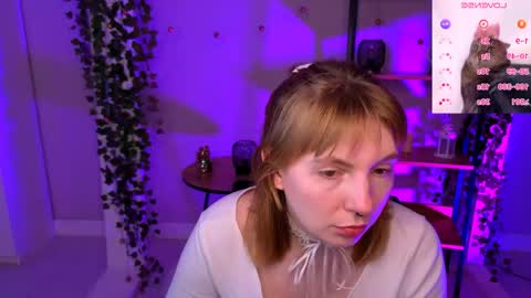 Snapshot of susie_miu chatting on 05-20-26, 09:32 SUSIE 3 online show from 05-20-26, 09:32