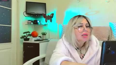 Snapshot of susienoreen chatting on 11-02-25, 02:52 SusieNoreen online show from 11-02-25, 02:52