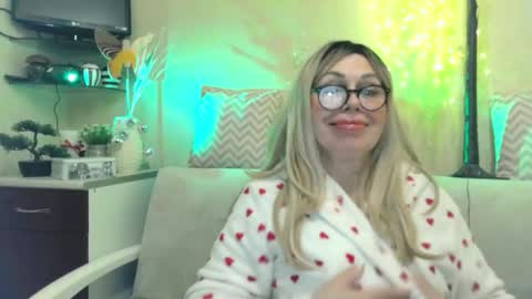 SusiexNoreen online show from 02-08-26, 08:40