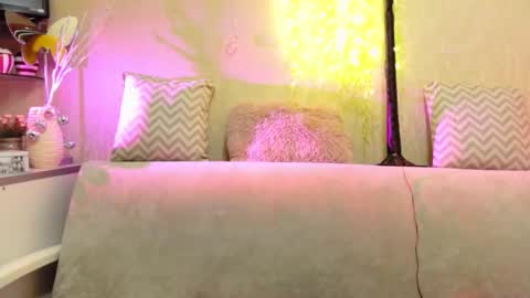 SusiexNoreen online show from 02-13-26, 04:19