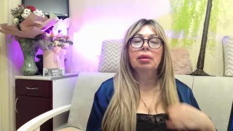 SusiexNoreen online show from 05-03-26, 02:06