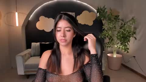 Sussan online show from 02-18-25, 10:36