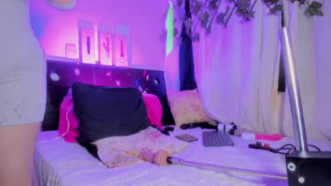 sussanmiller_ online show from 02-24-25, 04:26