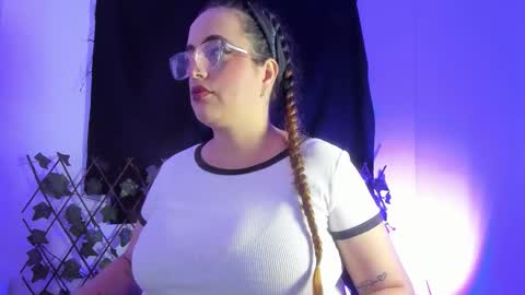 sussanmiller_ online show from 10-25-25, 05:37