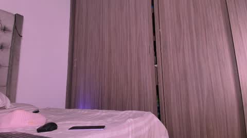 Snapshot of sussidream chatting on 04-21-26, 02:51 Andrea online show from 04-21-26, 02:51
