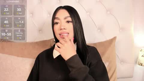 Snapshot of sussie_thompsom chatting on 02-16-26, 05:31 Sussie Tompsom online show from 02-16-26, 05:31