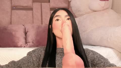 Snapshot of sussie_thompsom chatting on 03-26-26, 04:56 Sussie Tompsom online show from 03-26-26, 04:56