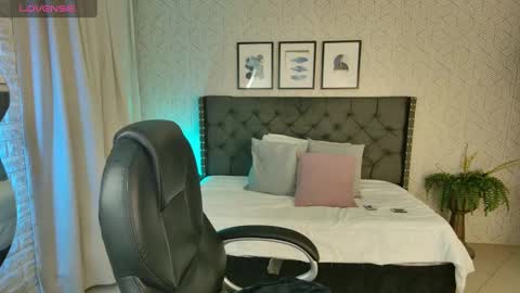   online show from 12-08-24, 12:41