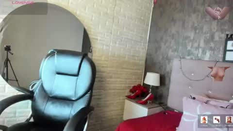 Snapshot of sussy__stone chatting on 07-16-26, 12:00 online show from 07-16-26, 12:00
