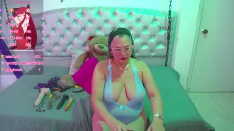 Sussy  online show from 01-21-25, 09:46