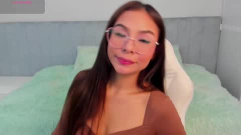 sussy_sweet4u online show from 09-11-25, 10:26