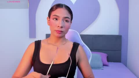 sussy_sweet4u online show from 10-01-25, 10:21