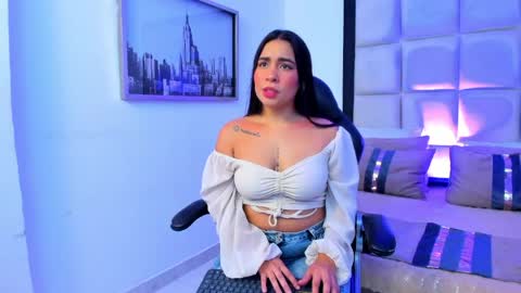 Snapshot of sussyfoxx_ chatting on 05-09-26, 07:19 sussyfoxx_ online show from 05-09-26, 07:19