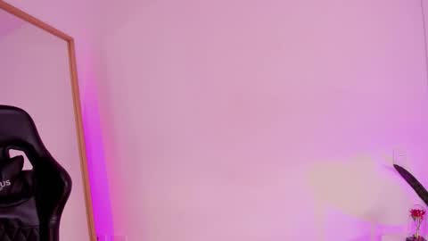 Sussy online show from 10-06-25, 06:05