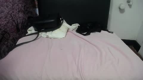 Snapshot of susy_perverttt chatting on 07-04-26, 03:29 susy_perverttt online show from 07-04-26, 03:29