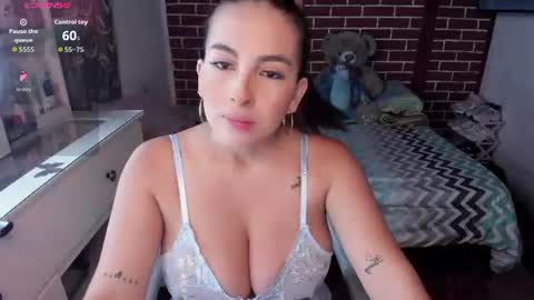 Snapshot of susyamis chatting on 06-27-26, 04:50 Susy online show from 06-27-26, 04:50