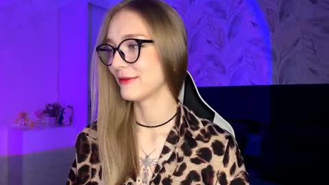 Jessica online show from 11-05-25, 04:51