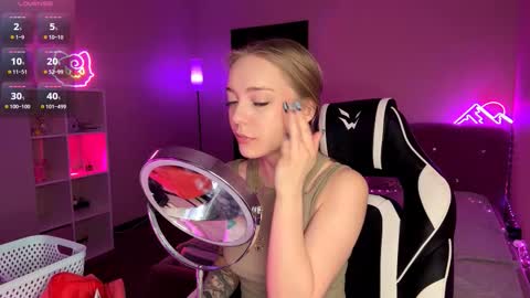 Snapshot of susyschuerholz chatting on 02-09-26, 07:29 Jessica online show from 02-09-26, 07:29