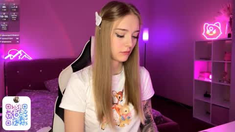 Snapshot of susyschuerholz chatting on 03-08-26, 02:04 Jessica online show from 03-08-26, 02:04