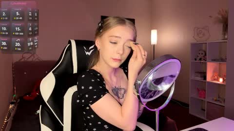 Snapshot of susyschuerholz chatting on 04-02-26, 01:31 Jessica online show from 04-02-26, 01:31