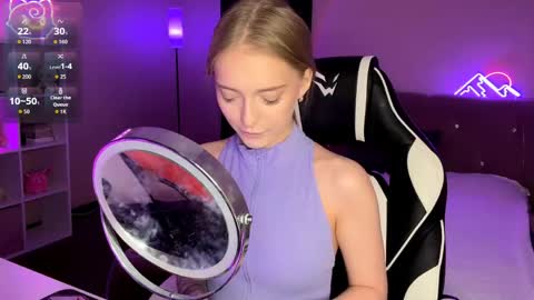 Snapshot of susyschuerholz chatting on 04-18-26, 01:15 Jessica online show from 04-18-26, 01:15