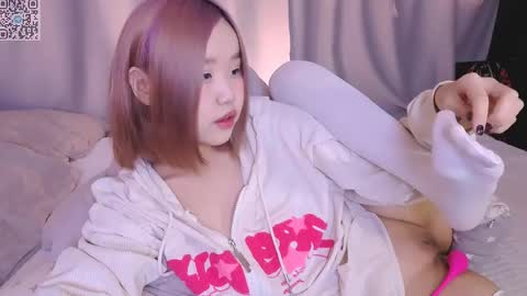 Snapshot of suuuaaa chatting on 04-21-26, 10:54 Sua online show from 04-21-26, 10:54