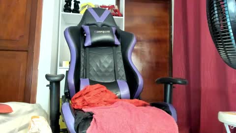 Susan   .. oo .. Independent Model online show from 02-15-25, 12:15