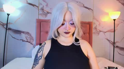 suxan_white online show from 05-20-26, 09:43