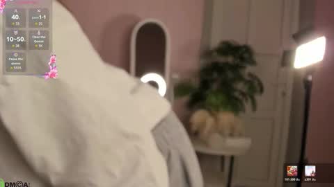 Snapshot of suzane_martin chatting on 02-05-26, 02:49 Hey Im Suzane online show from 02-05-26, 02:49