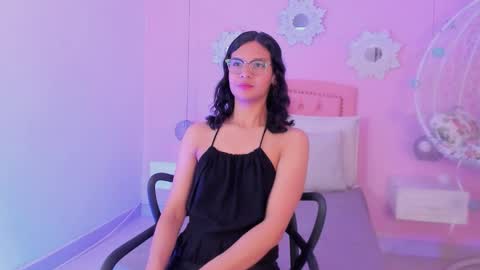 Suzanna online show from 02-08-26, 12:52